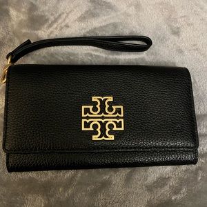 Tory Burch Britten Flap Envelope Continental Wall